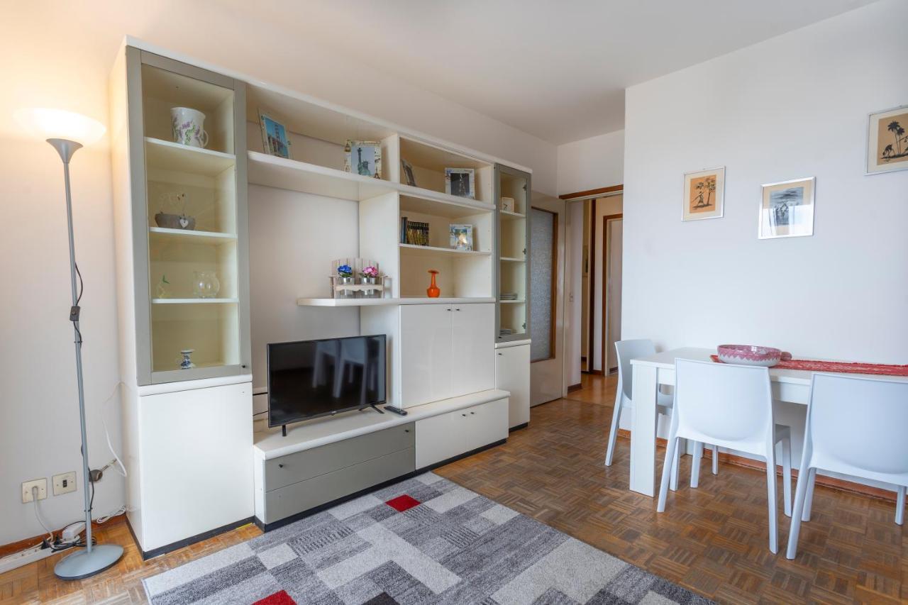 Zia Dina Apartment Pasian di Prato エクステリア 写真